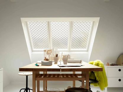 Self-adhesive decorative frosted window film Intersect with lines pattern