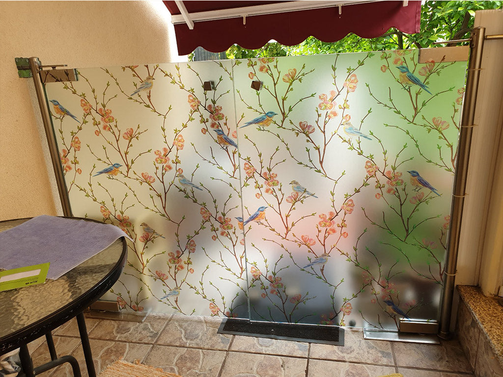Self-adhesive decorative frosted window film Veneciano with branches and birds